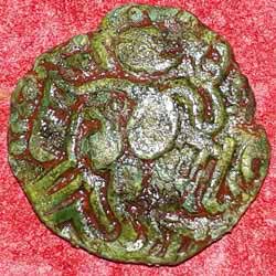Chola coin 985 to 1014  Reverse