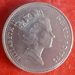 England Coins 10 Pence - Elizabeth II 3rd portrait; small type Obverse