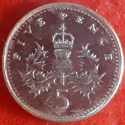 England Coins 5 Pence - Elizabeth II 4th portrait; Crowned Thistle  Reverse